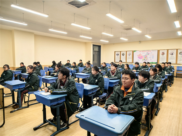 6.学生会全体成员参会.jpg