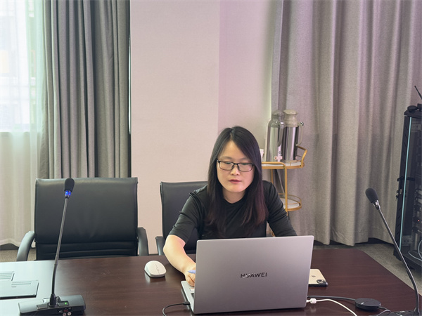 张小林老师汇报.jpg